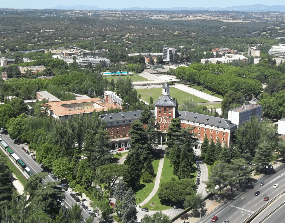 La Complutense informa al juez Peinado de nuevos proyectos vinculados a la cátedra de Begoña Gómez