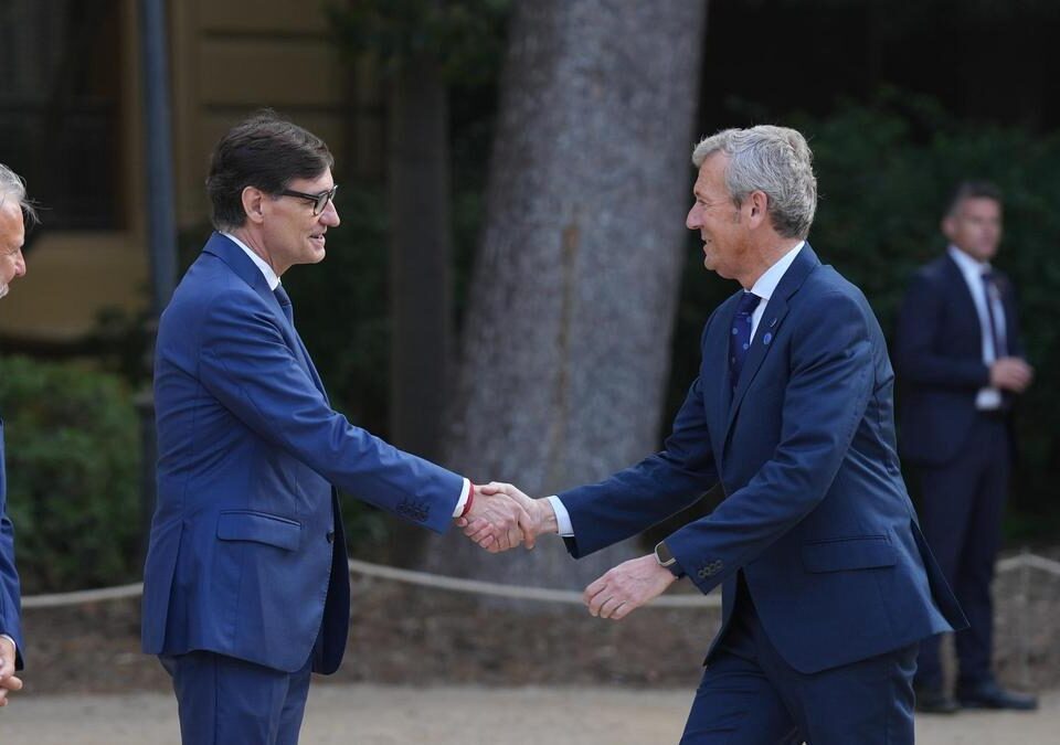 Rueda exige elecciones por España y Galicia